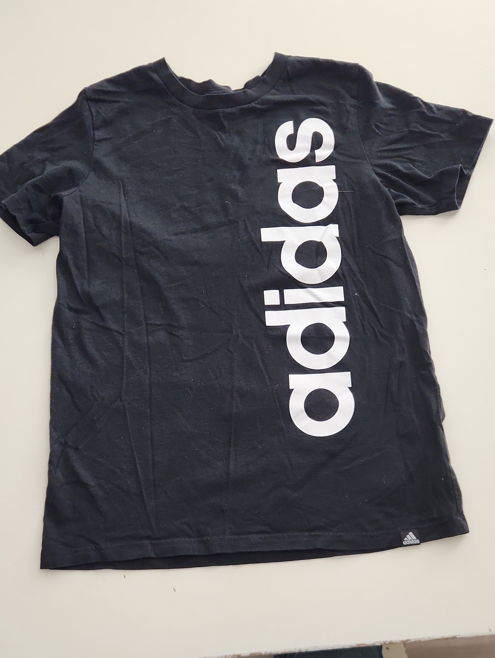 Adidas Vertical Spellout Logo Graphic Tee Black L